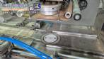 Seladora autom�tica de potes frascos copos com selo pl�stico Engemaq 900 potes por hora