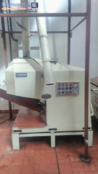 Moinho de rolo para caf� Melg 1000 kg / h