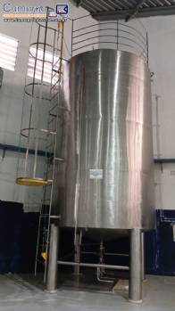 Tanque de armazenamento em a�o inox 30.000 litros com escada Fox Caldeiraria