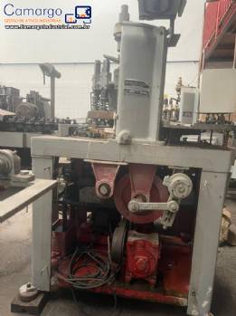 Equipamento para fabricao de bala pirulito chato e bola