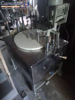 Envasadora rotativa e tampadora de flaconetes ampolas para l�quidos com 4 pist�es Erli 14.400 unidades por hora
