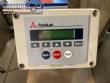Rotuladora para frasco cil�ndrico auto adesivo PE Latina Labelers