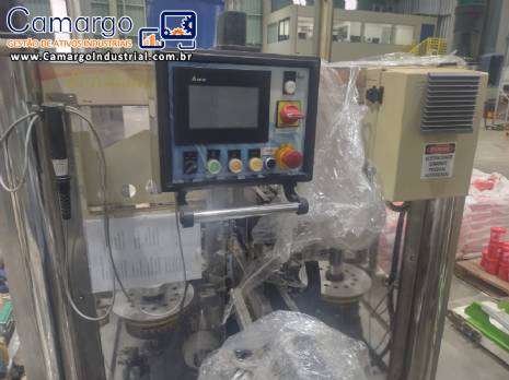 Rotuladora automtica em inox com dois cabeotes para rtulos autoadesivo Narita