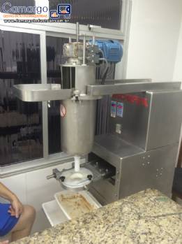 Formadora autom�tica de doces e bolachas Incalfer