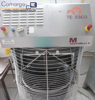 Batedeira 75 kg � gas Misturella Tedesco