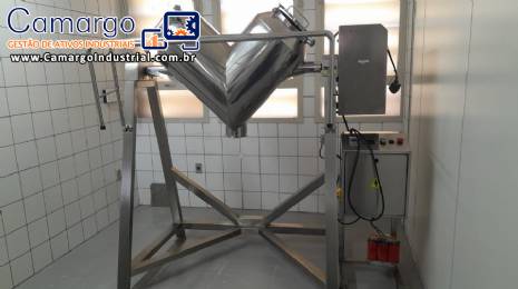 Misturador em V em inox 50 Kg HEFESTO do Brasil