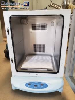 Shaker agitador incubadora climtica laboratrio Thermo Scientific